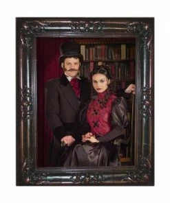 Forum Novelties Inc. Couple Haunted Picture Frame